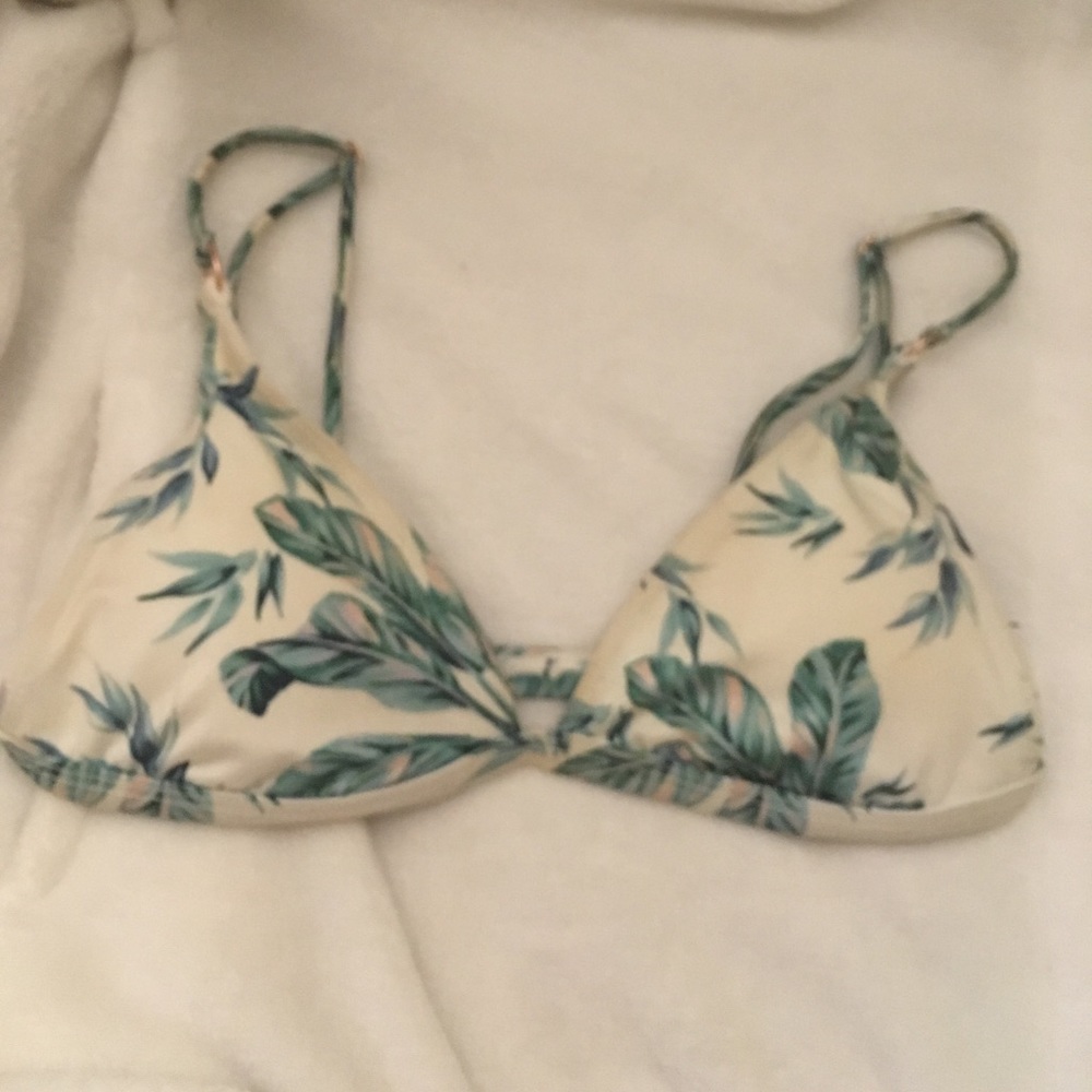Leaf print bikini top